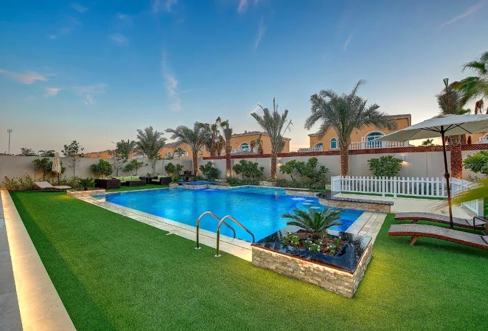 Asset Pools – Reinforced Concrete Jacuzzi Build
